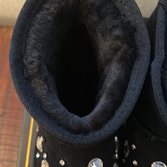 Azalea Wang Cheyenne in black - Picture 5 of 5